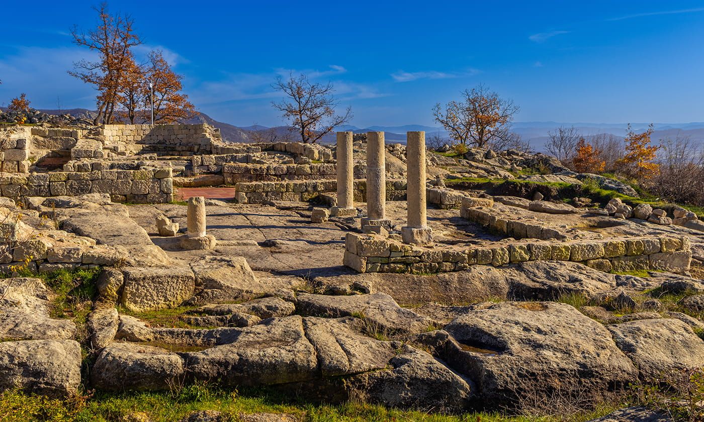 /api/cms/uploads/Ancient_Ruins04_b42780603e.jpg