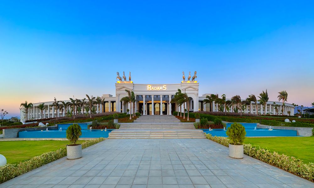 /api/cms/uploads/Rixos_Radamis_Tirana_baf5e74390.jpg