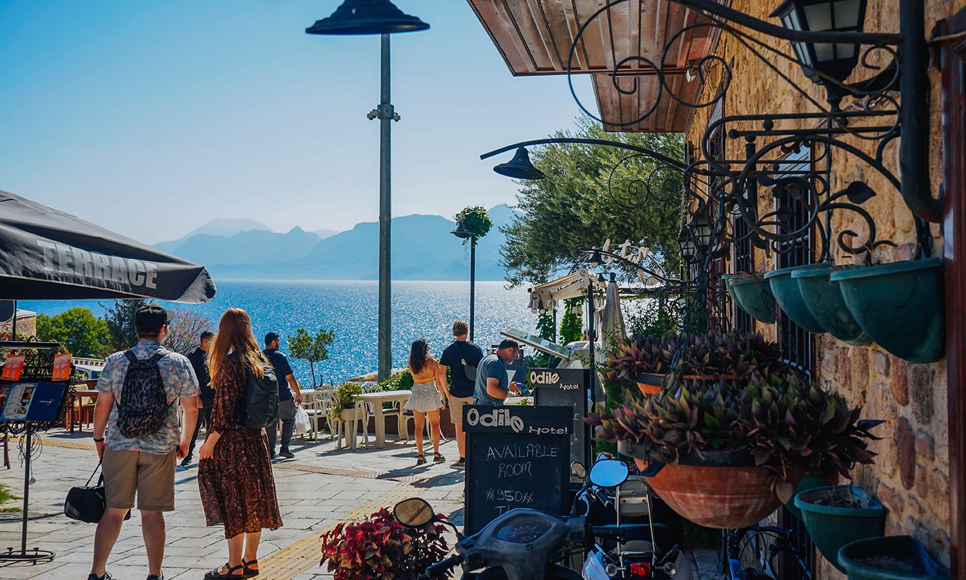 /api/cms/uploads/Turkish_Riviera_2_f642efc0a9.jpg