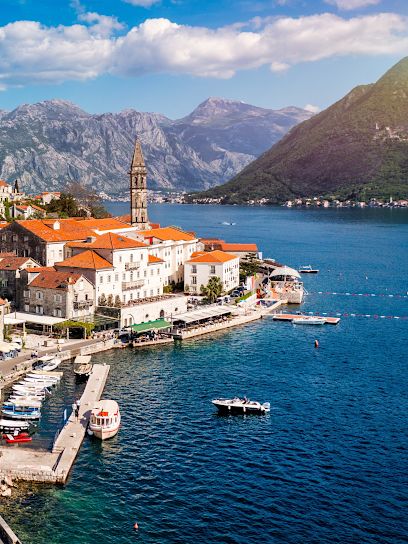 /api/cms/uploads/perast123_8a84ef2fc3.jpg