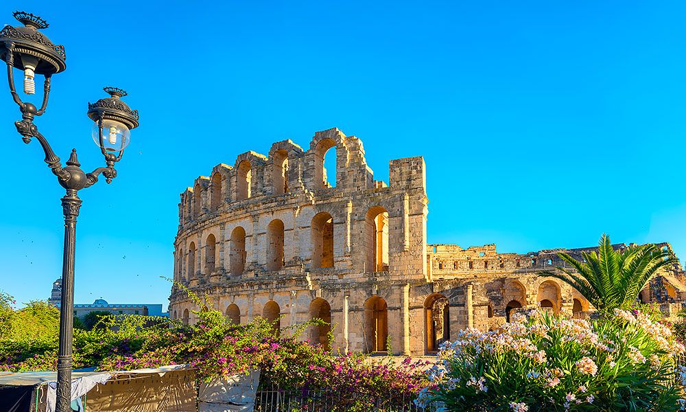 /api/cms/uploads/tunisia_el_djem_ampphitheater_fb6ad2e784.jpg